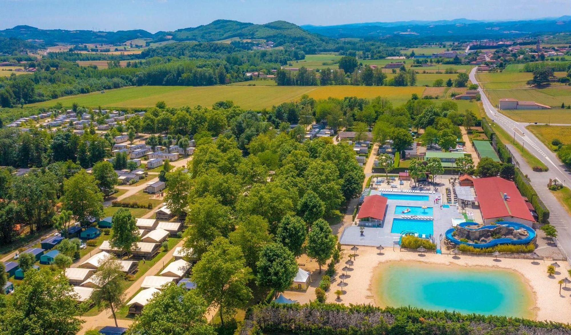 Camping Chateau De Galaure Chateauneuf-de-Galaure Εξωτερικό φωτογραφία
